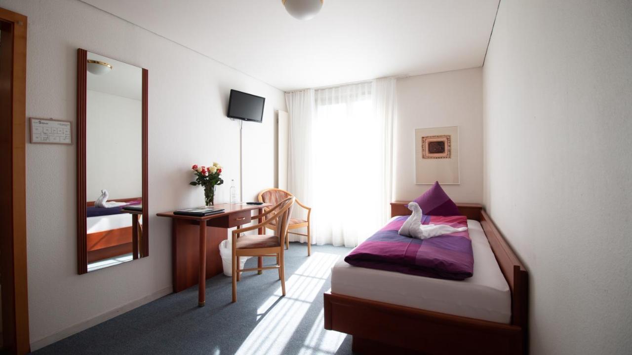 Hotel Schloss Romanshorn Extérieur photo